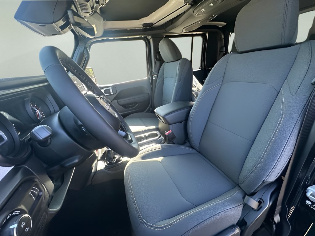 New 2027 Jeep Gladiator Sport AWD/4WD image 12