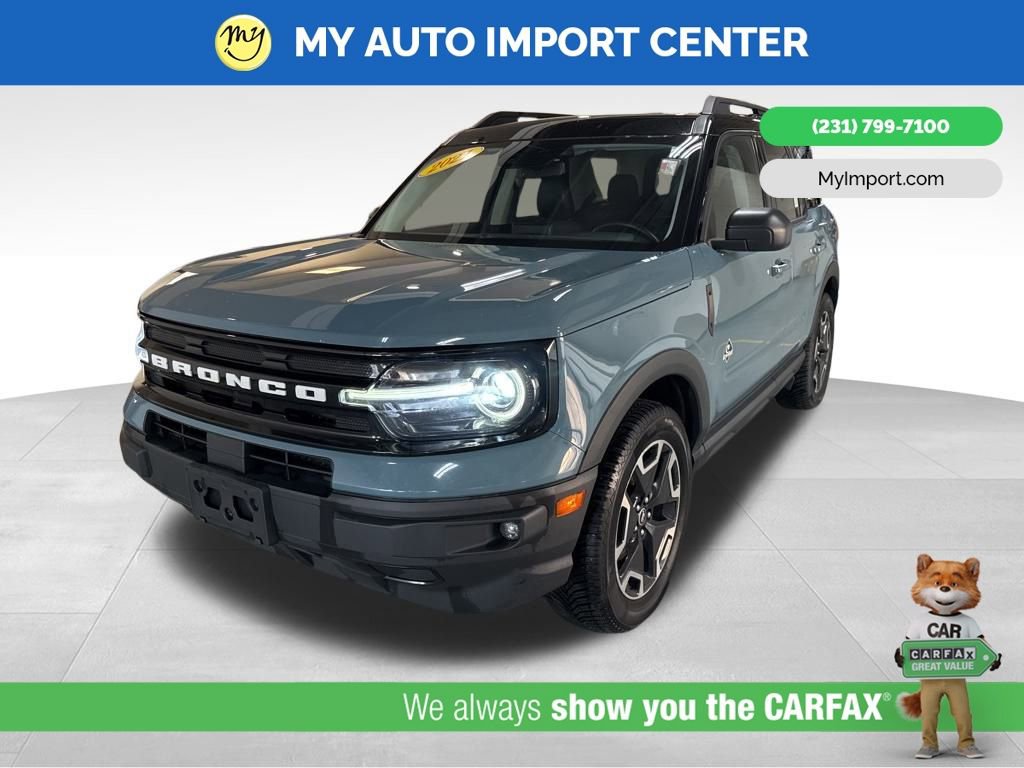 Used 2021 Ford Bronco Sport Outer Banks w/ Outer Banks Package (96D) image 3