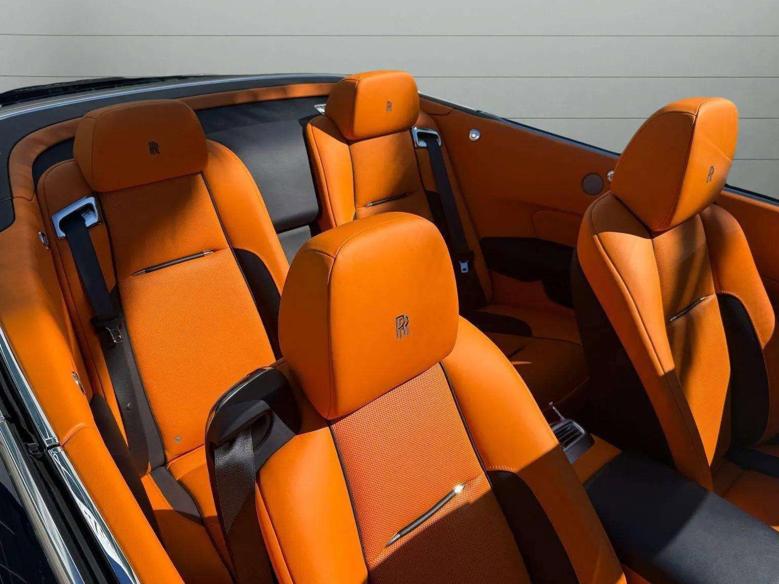 Used 2018 Rolls-Royce Dawn image 48