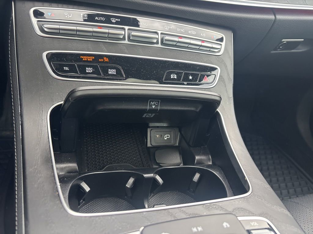 Used 2023 Mercedes-Benz E 350 4MATIC Sedan image 19
