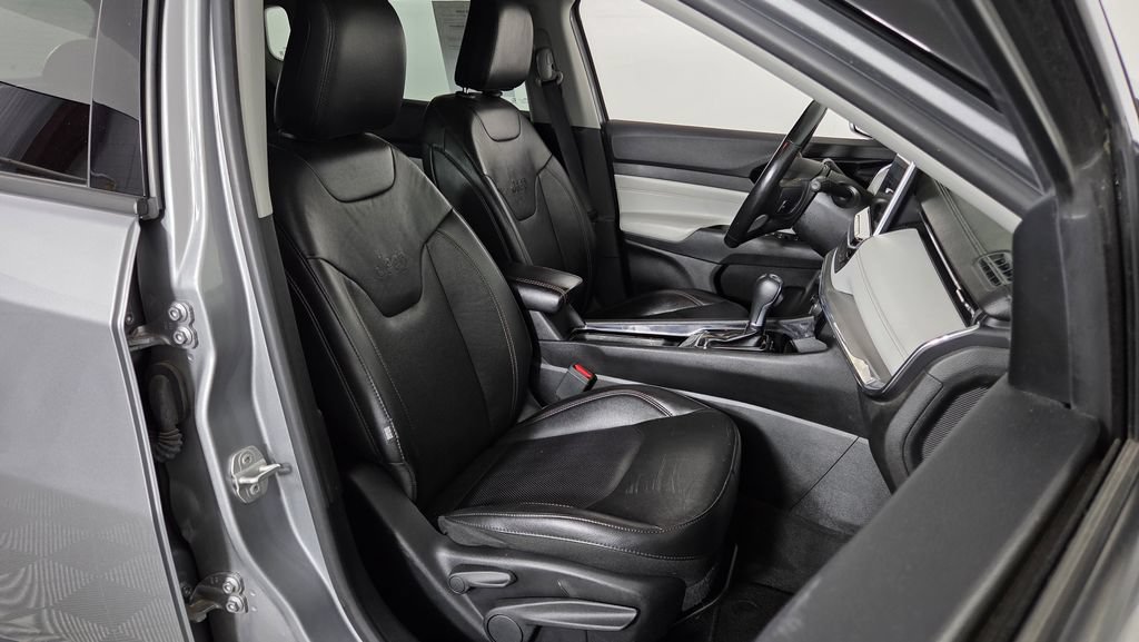 Used 2022 Jeep Compass Limited AWD/4WD image 34