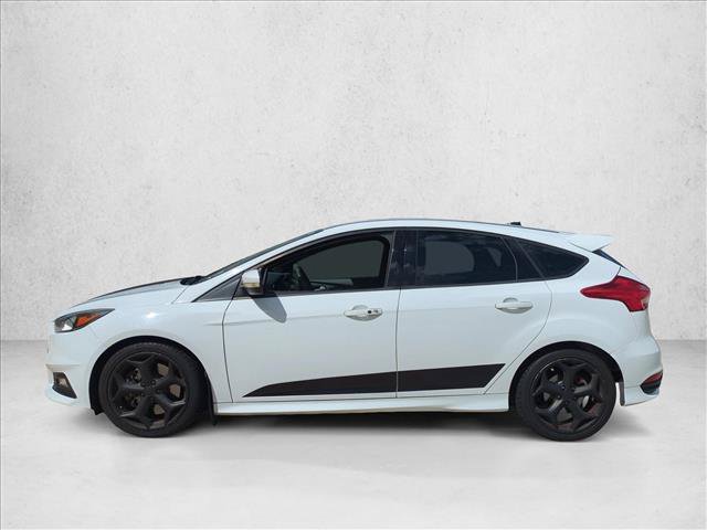 Used 2018 Ford Focus ST FWD image 5