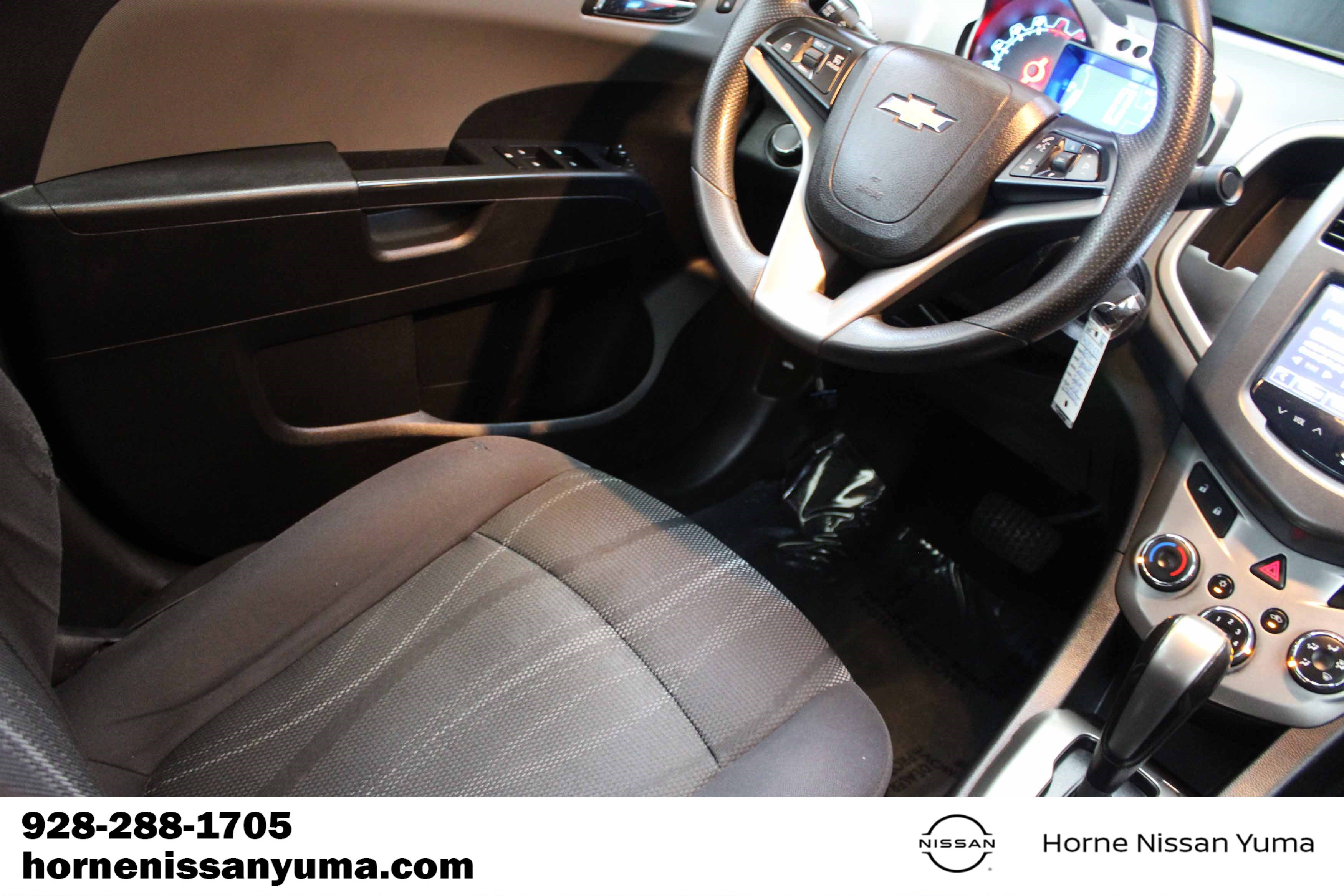 Used 2014 Chevrolet Sonic LT FWD image 10