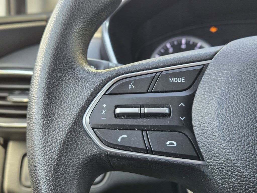 Used 2020 Hyundai Santa Fe SE w/ Cargo Package FWD image 16
