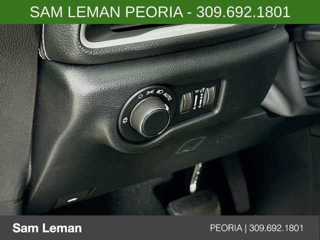 New 2027 Chrysler Pacifica Limited w/ S Appearance Package FWD image 10