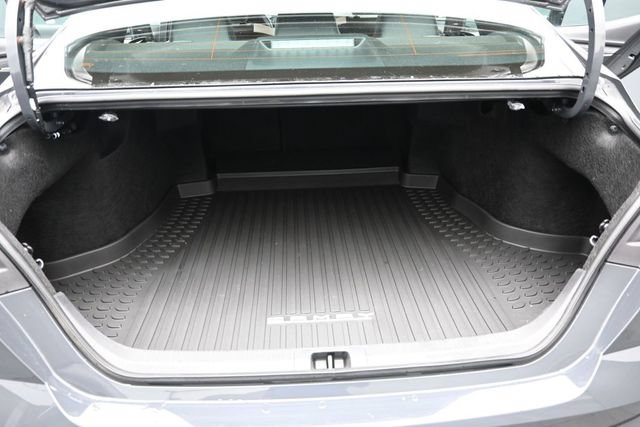 Certified 2026 Toyota Camry SE AWD/4WD image 32