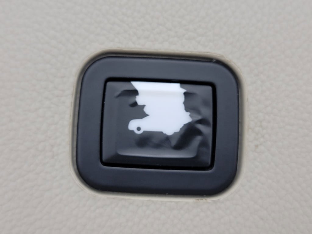 Used 2015 Cadillac SRX Luxury FWD image 35