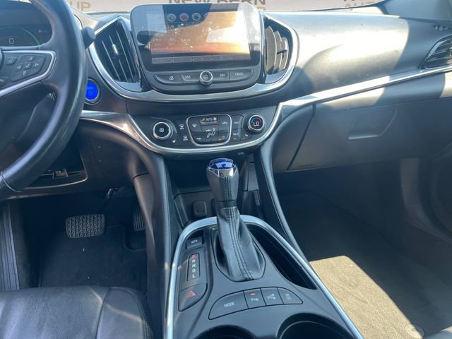 Used 2017 Chevrolet Volt Premier w/ Driver Confidence II Package FWD image 11