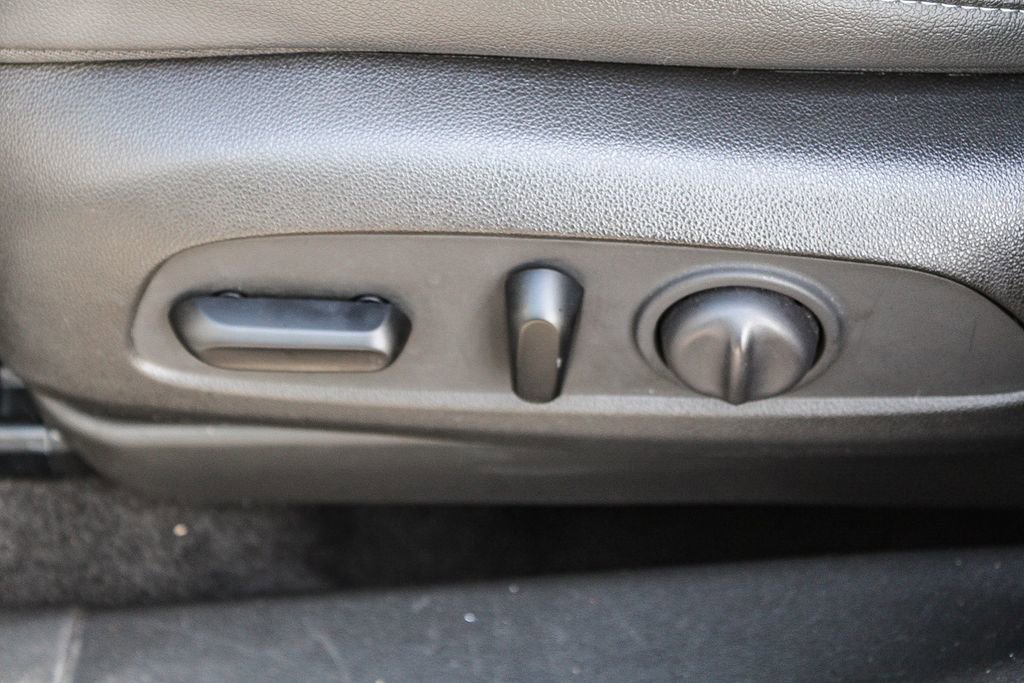 Used 2021 Chevrolet TrailBlazer LT w/ Premium Seating Package image 21