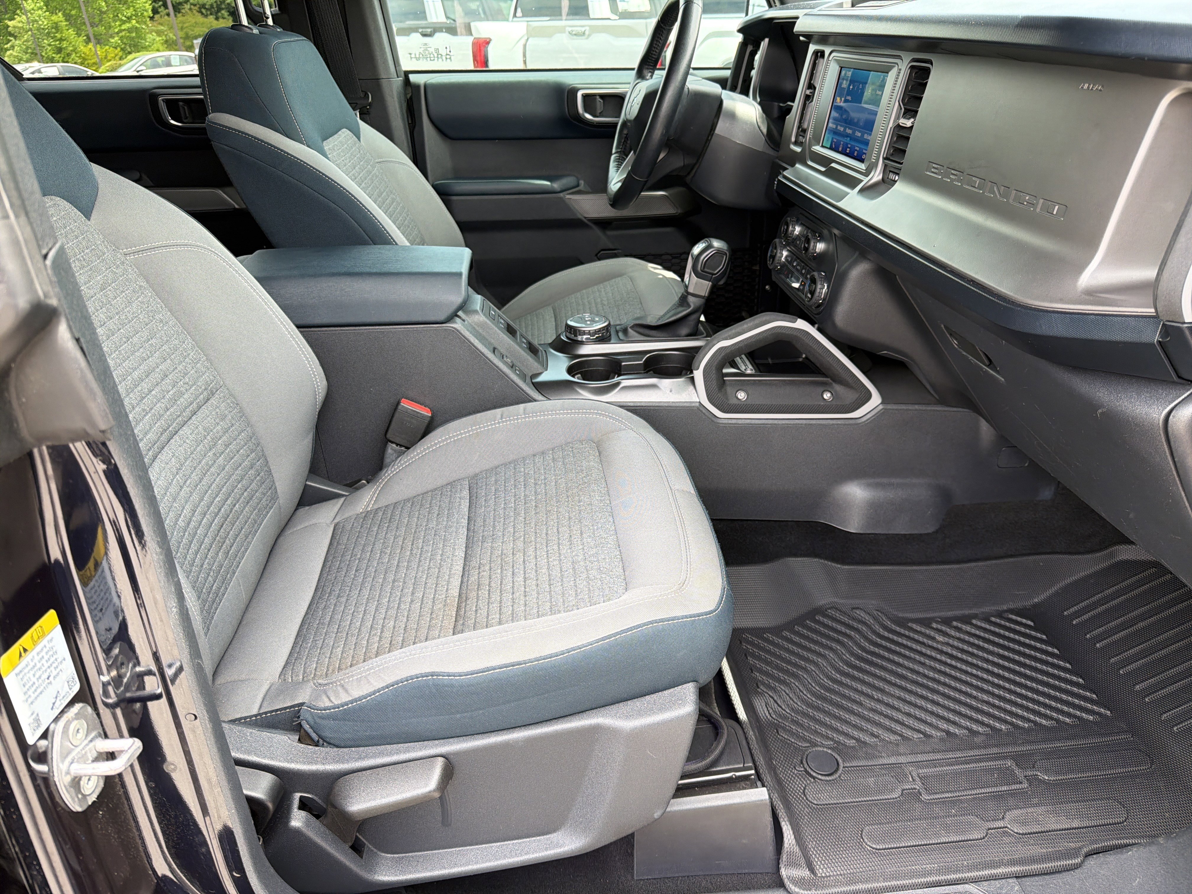 Used 2021 Ford Bronco Outer Banks AWD/4WD image 23