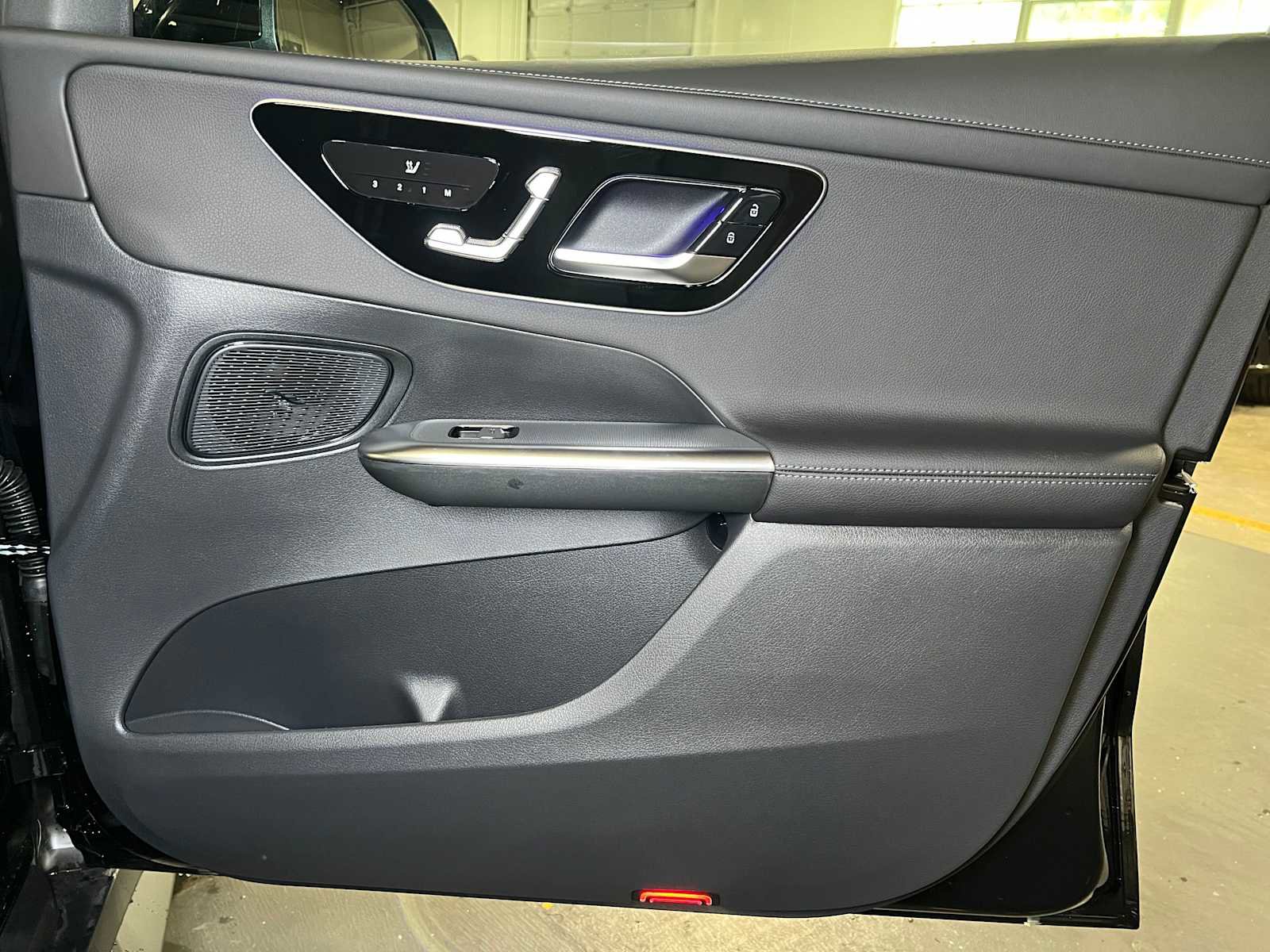 New 2025 Mercedes-Benz GLC 300 4MATIC image 10