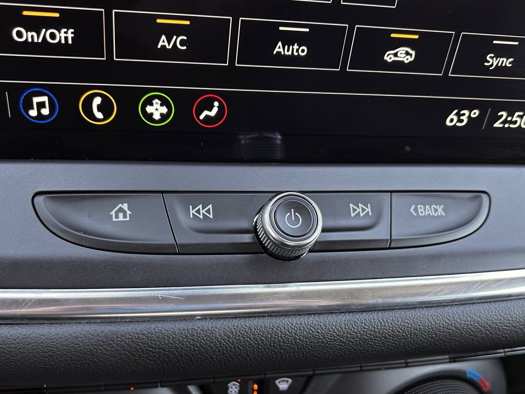 Used 2025 Chevrolet Blazer LT image 19