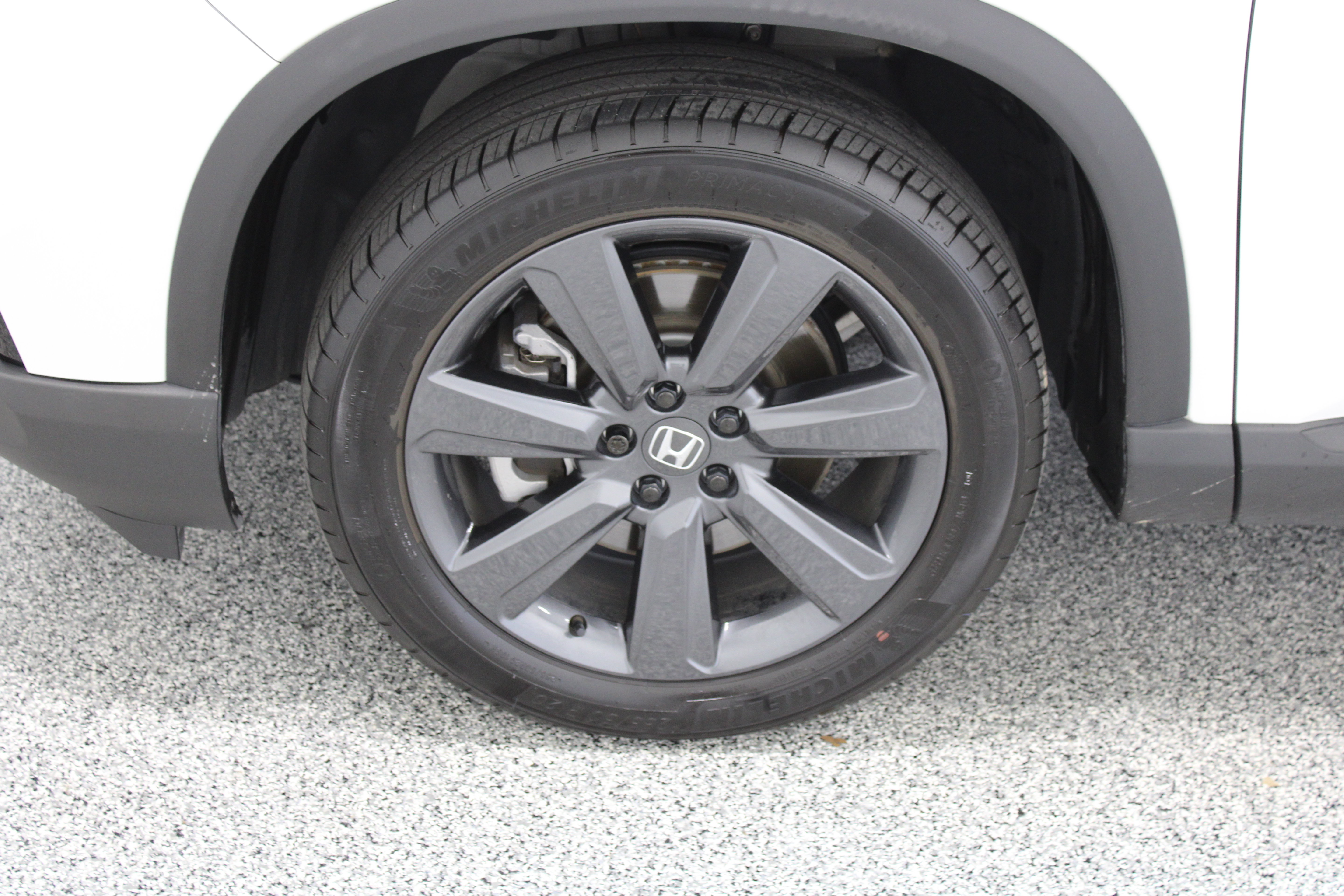 Used 2025 Honda Pilot Sport image 11