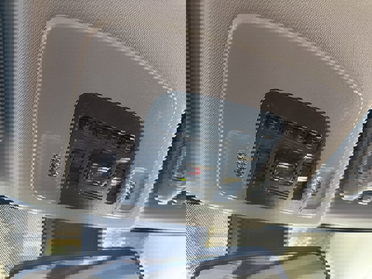 Certified 2021 Toyota Camry XLE w/ Navigation Upgrade Package image 34