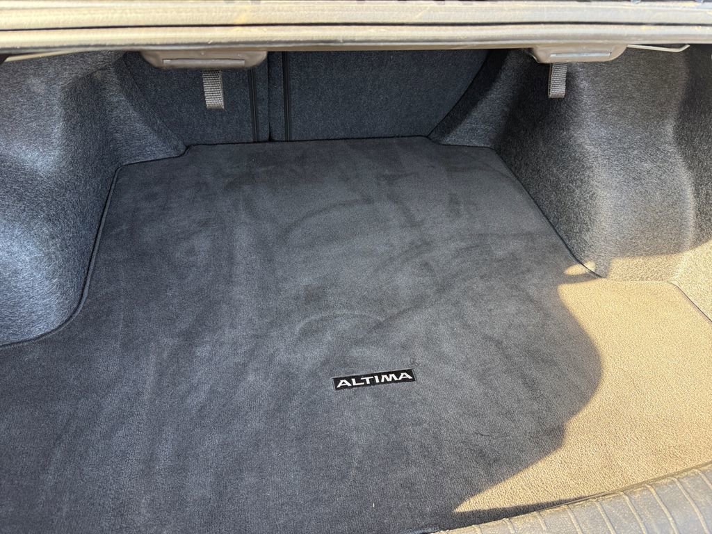 Used 2024 Nissan Altima 2.5 SV image 21