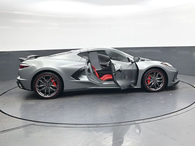 Used 2024 Chevrolet Corvette Stingray Coupe w/ Z51 Performance Package image 37