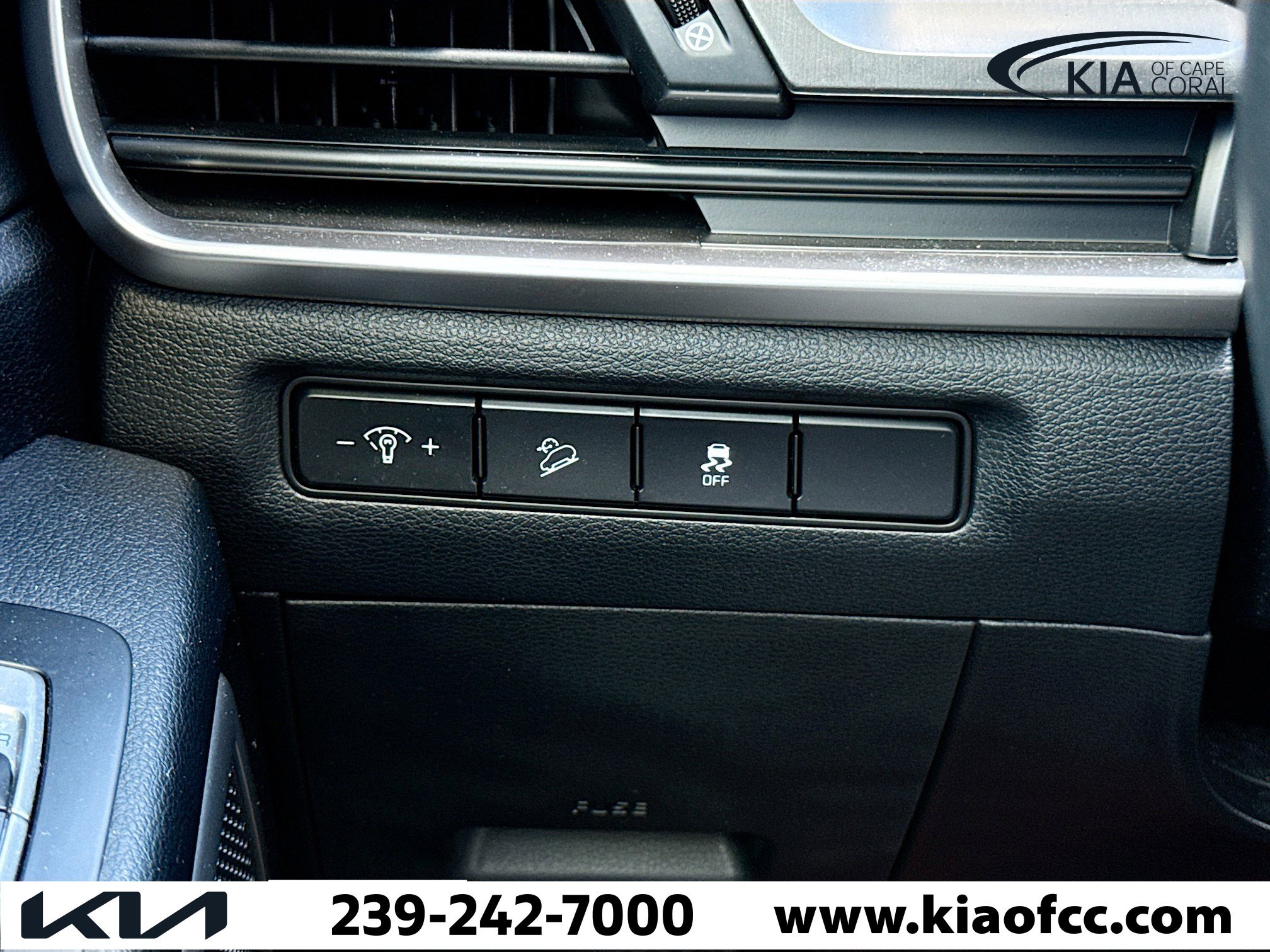 Certified 2023 Kia Telluride LX image 33