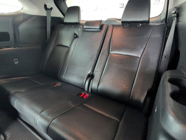 Certified 2024 Toyota Highlander XLE image 22