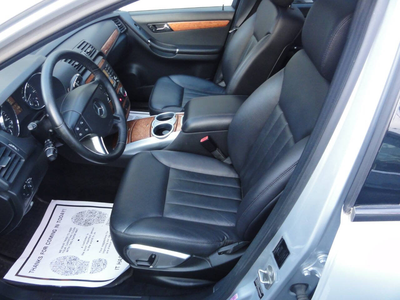 Used 2006 Mercedes-Benz R 350 4MATIC image 9