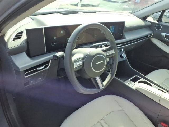 Used 2024 Hyundai Sonata SEL w/ Convenience Package image 8