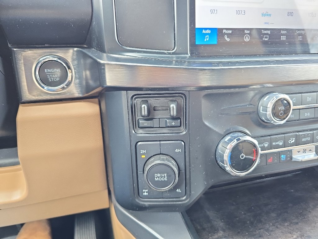 Used 2024 Ford F350 Lariat w/ Chrome Package image 29