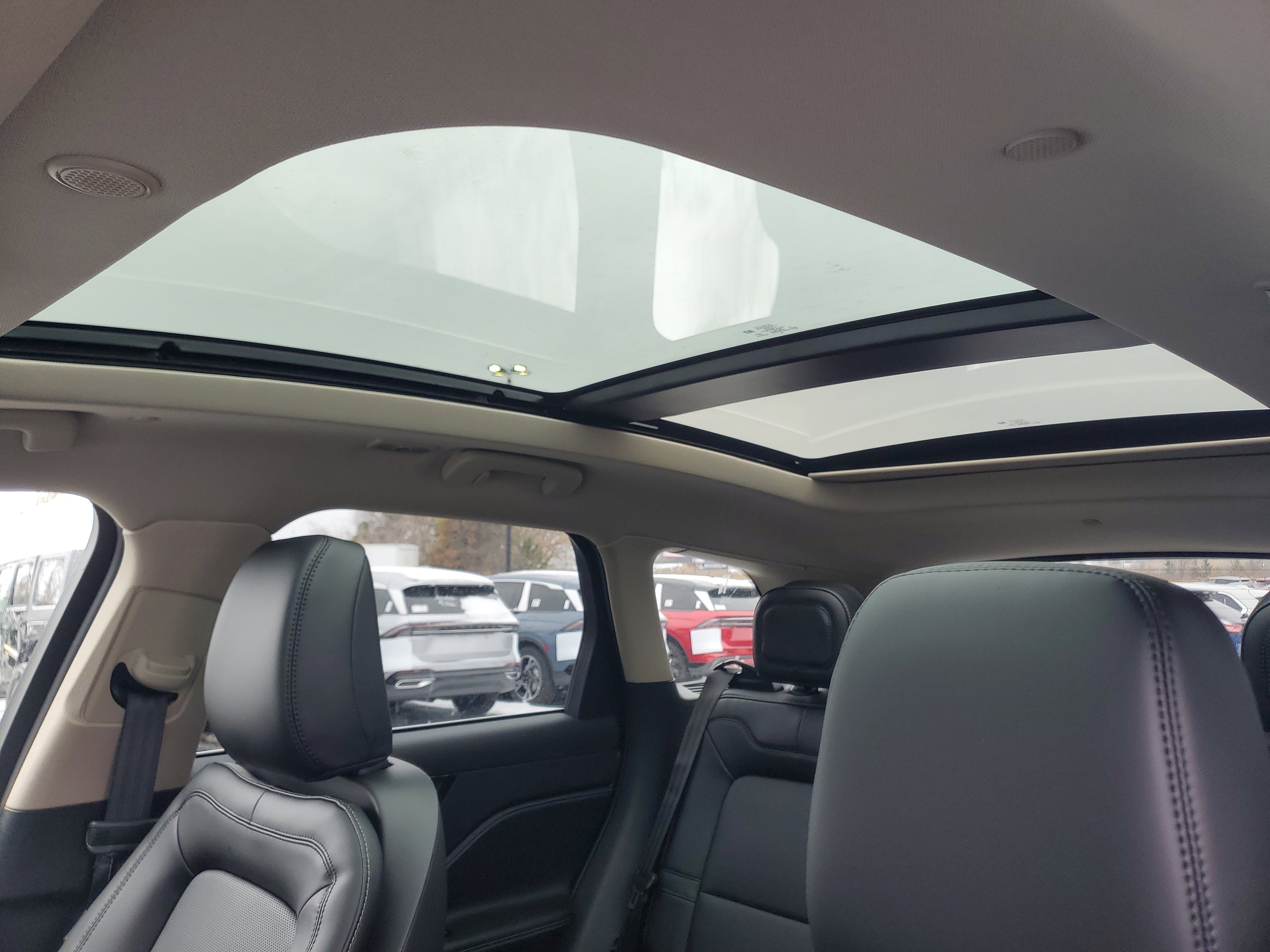 New 2026 Lincoln Corsair Premiere image 11