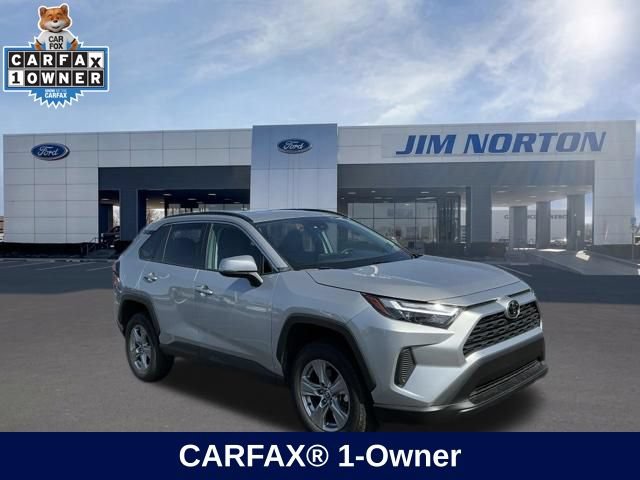 Used 2024 Toyota RAV4 XLE FWD image 1