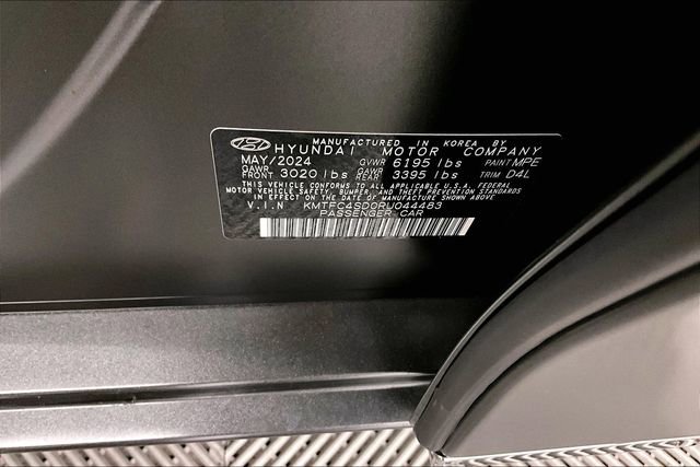 Used 2024 Genesis G90 3.5T image 41