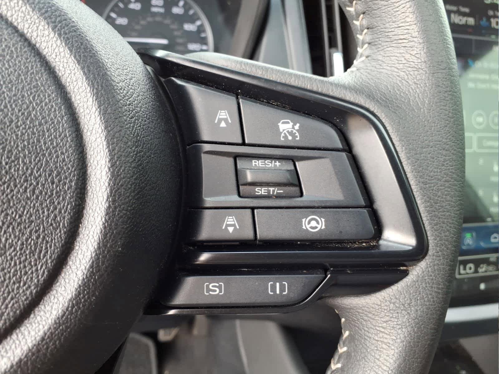 Used 2025 Subaru Forester Premium AWD/4WD image 20