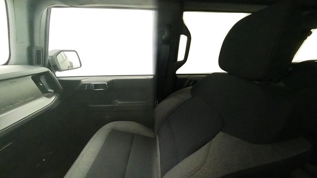 Used 2025 Ford Bronco Big Bend AWD/4WD image 32