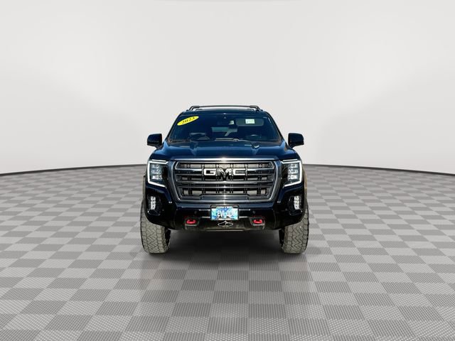 Used 2023 GMC Yukon XL AT4 w/ AT4 Premium Package image 3