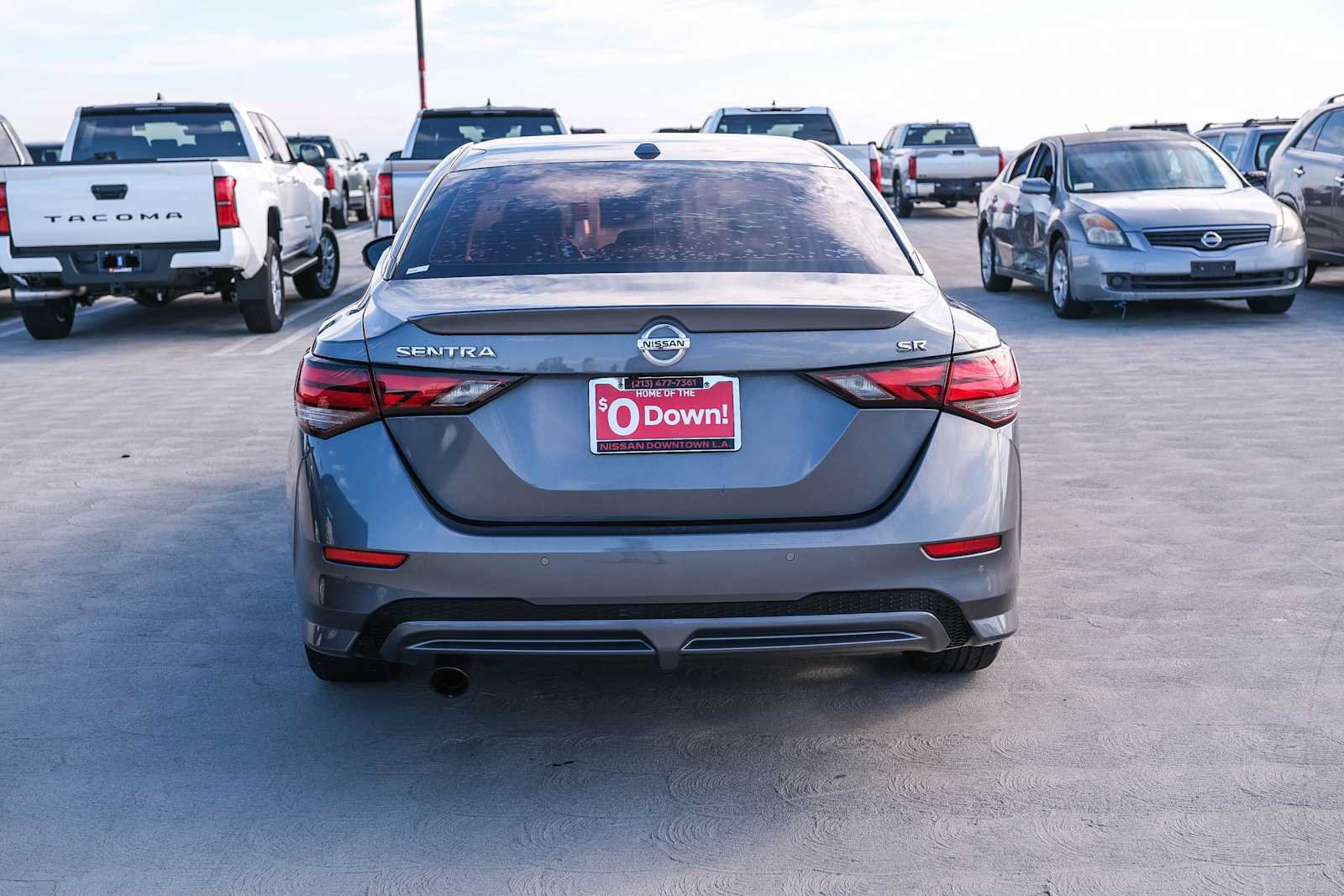 Used 2020 Nissan Sentra SR w/ Premium Package FWD image 5