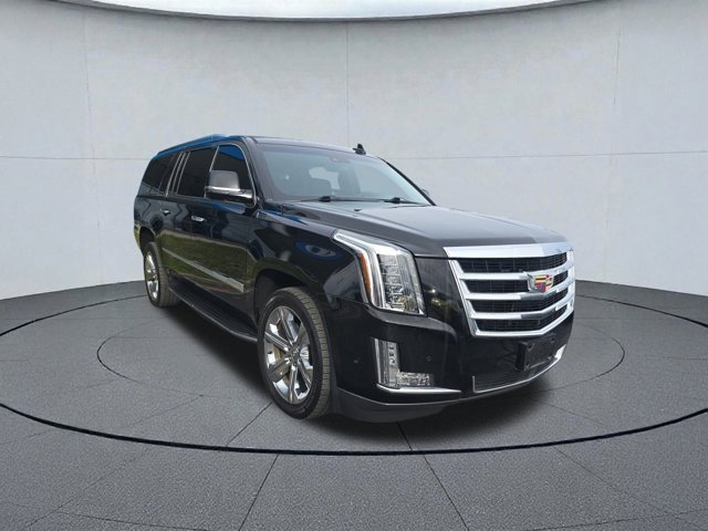 Used 2018 Cadillac Escalade ESV Premium Luxury image 7