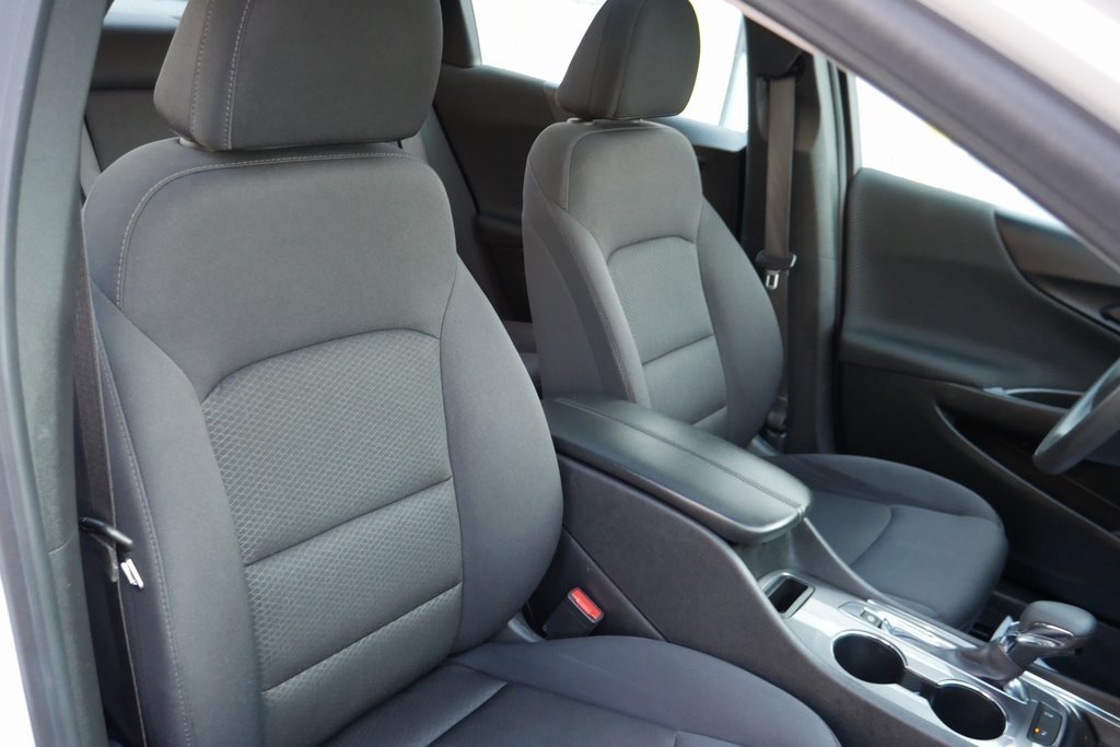 Used 2024 Chevrolet Malibu LT image 23