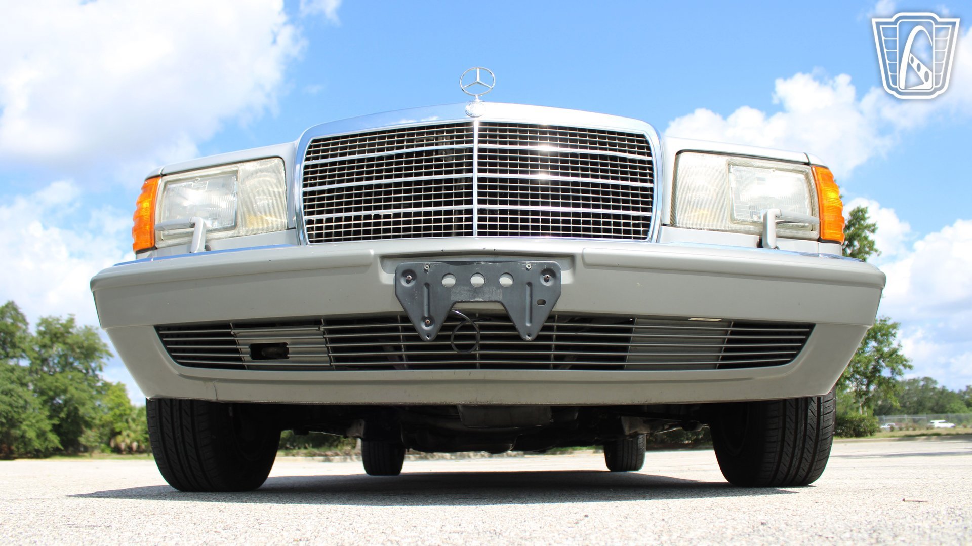 Used 1990 Mercedes-Benz 300 SE image 5