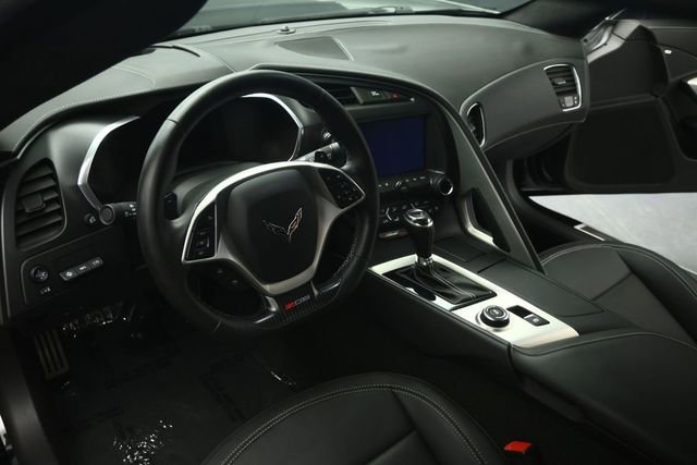 Used 2015 Chevrolet Corvette Z06 w/ 3LZ Preferred Equipment Group RWD image 42