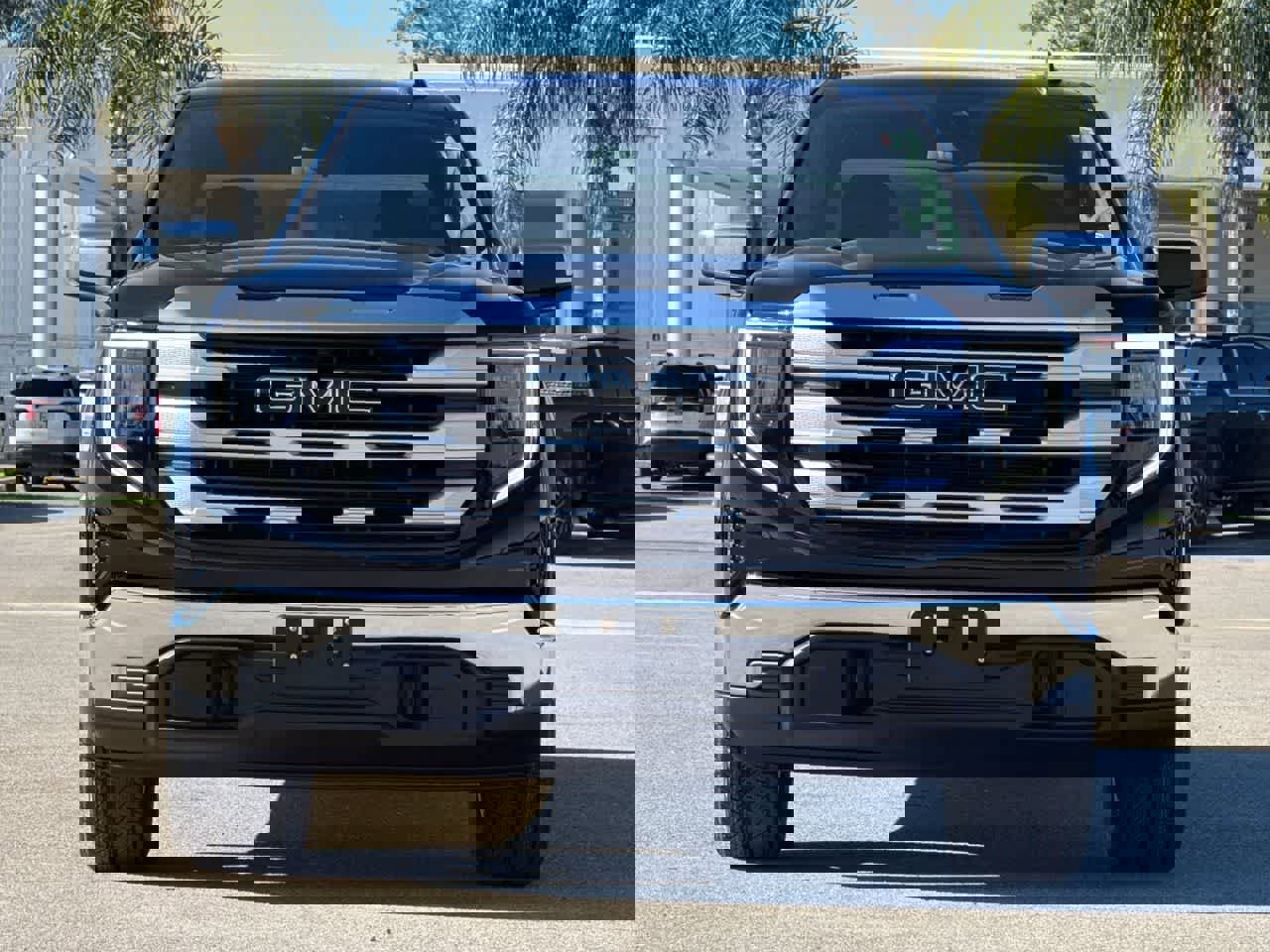 New 2026 GMC Sierra 1500 SLE w/ LPO, Black Badging Package image 16