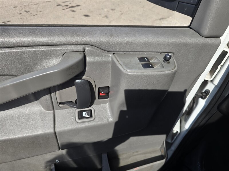 Used 2019 Chevrolet Express 2500 w/ Driver Convenience Package RWD image 19