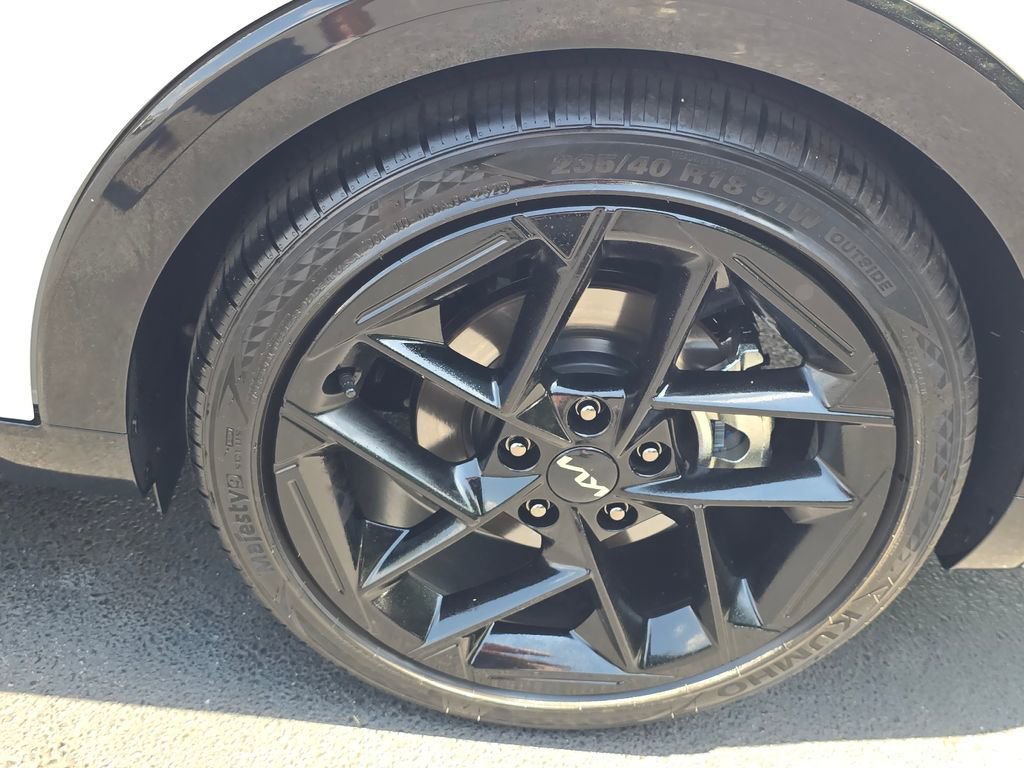 Certified 2025 Kia K4 GT-Line Turbo FWD image 12