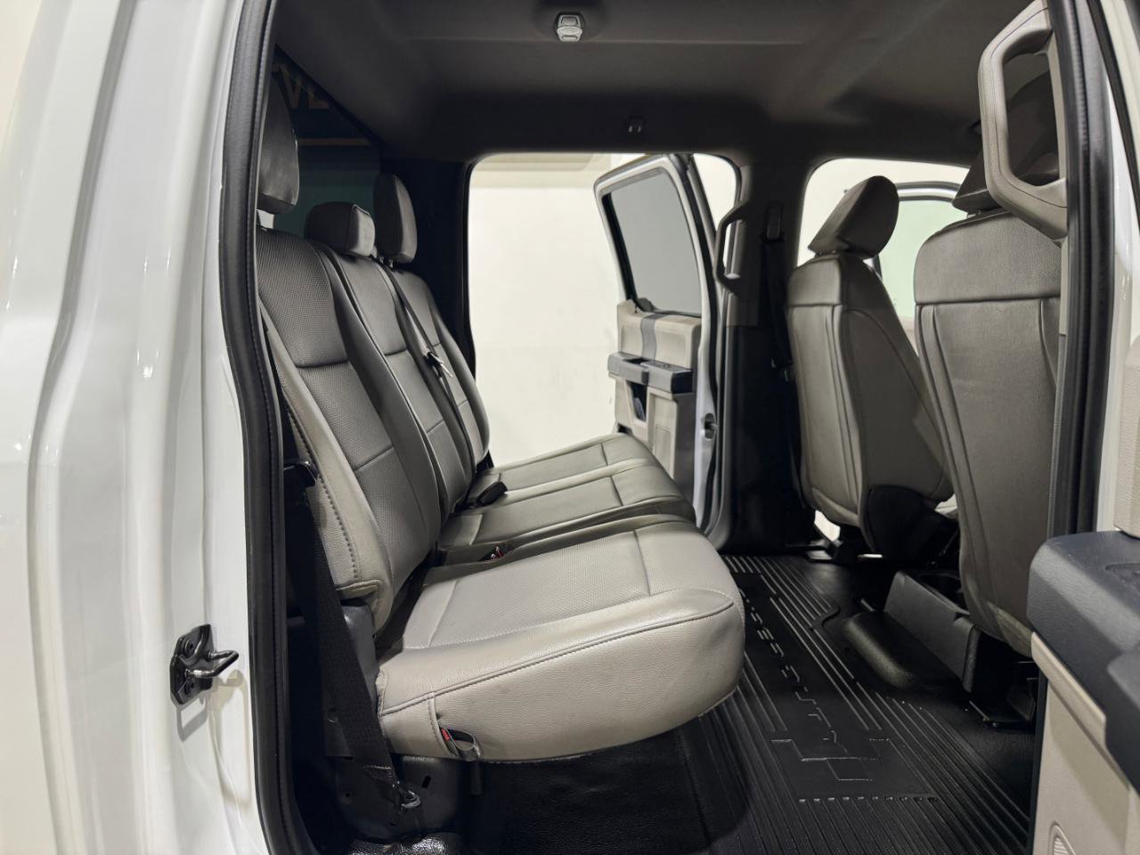 Used 2022 Ford F250 XL w/ Power Equipment Group AWD/4WD image 13