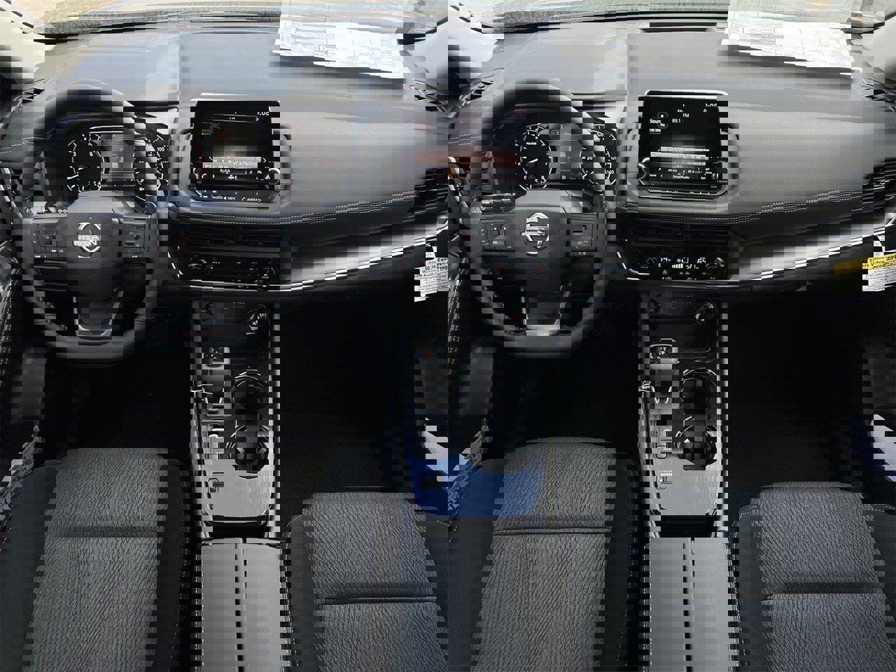 New 2026 Nissan Rogue SV image 8