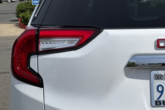 Used 2024 GMC Terrain SLT image 48