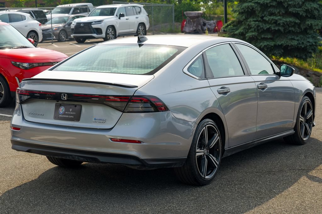 Used 2023 Honda Accord Sport image 7