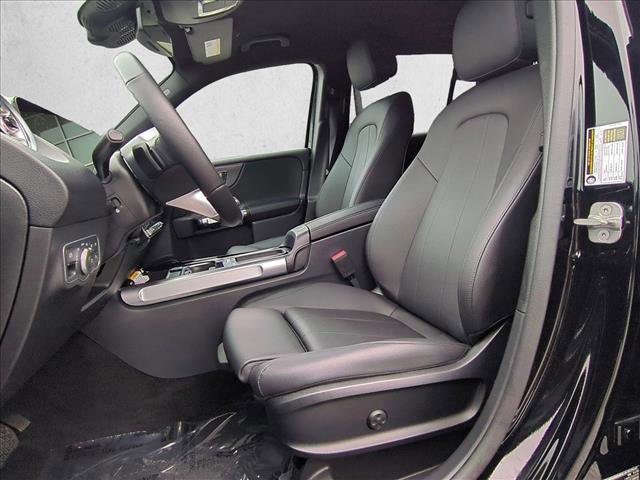 Certified 2025 Mercedes-Benz GLB 250 4MATIC image 11