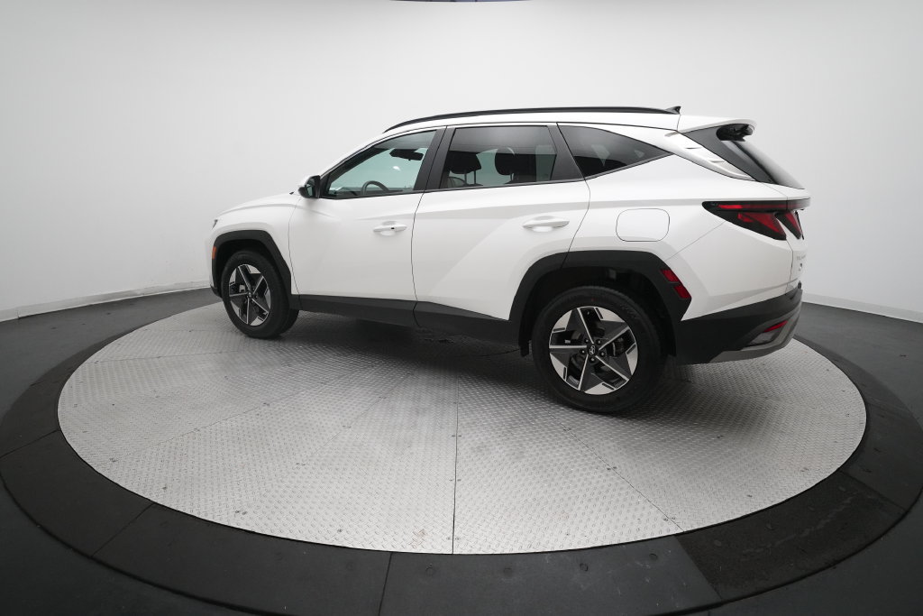 Used 2026 Hyundai Tucson SEL Plus AWD/4WD image 32