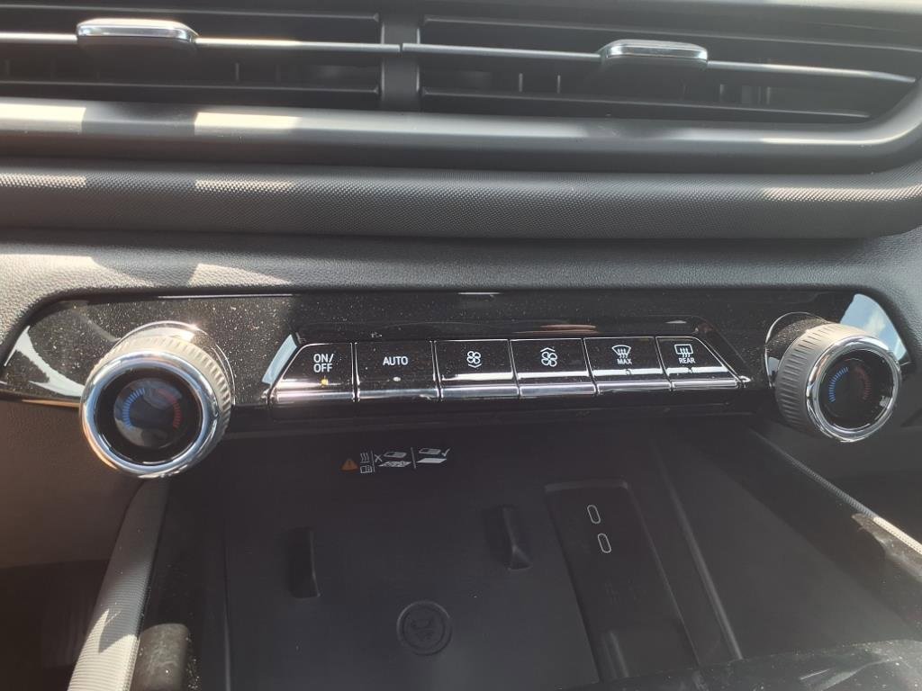 New 2025 Chevrolet Silverado EV LT image 25