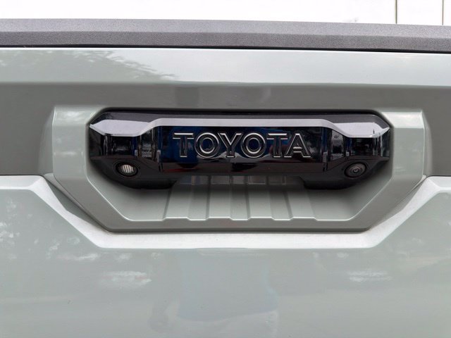 Used 2025 Toyota Tundra Limited w/ Nightshade Package AWD/4WD image 33