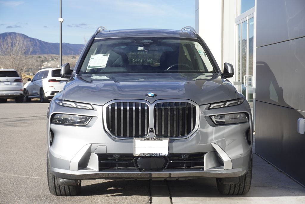 Used 2023 BMW X7 xDrive40i w/ Premium Package image 5