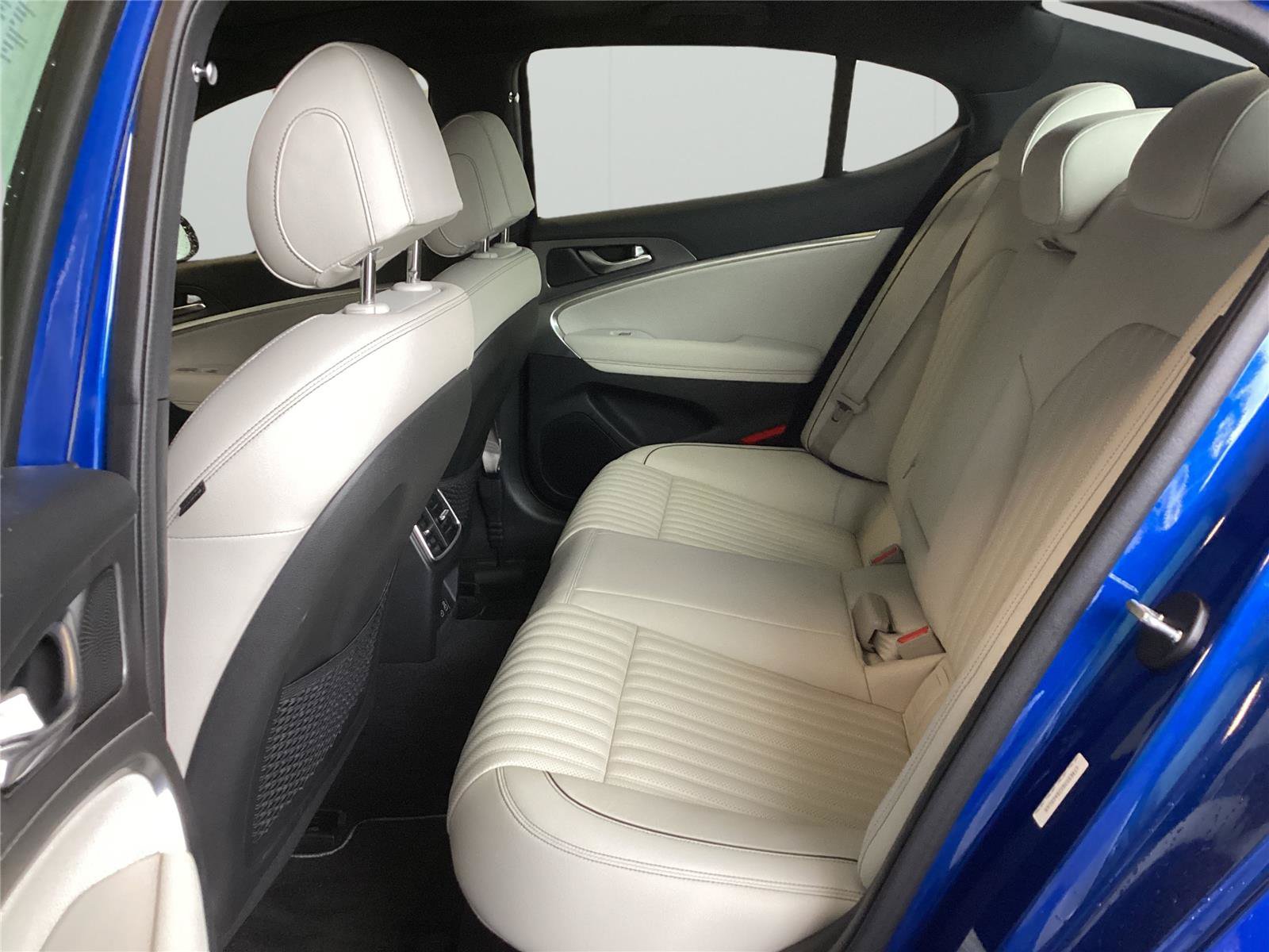 Used 2025 Genesis G70 2.5T w/ Sport Prestige Package RWD image 11
