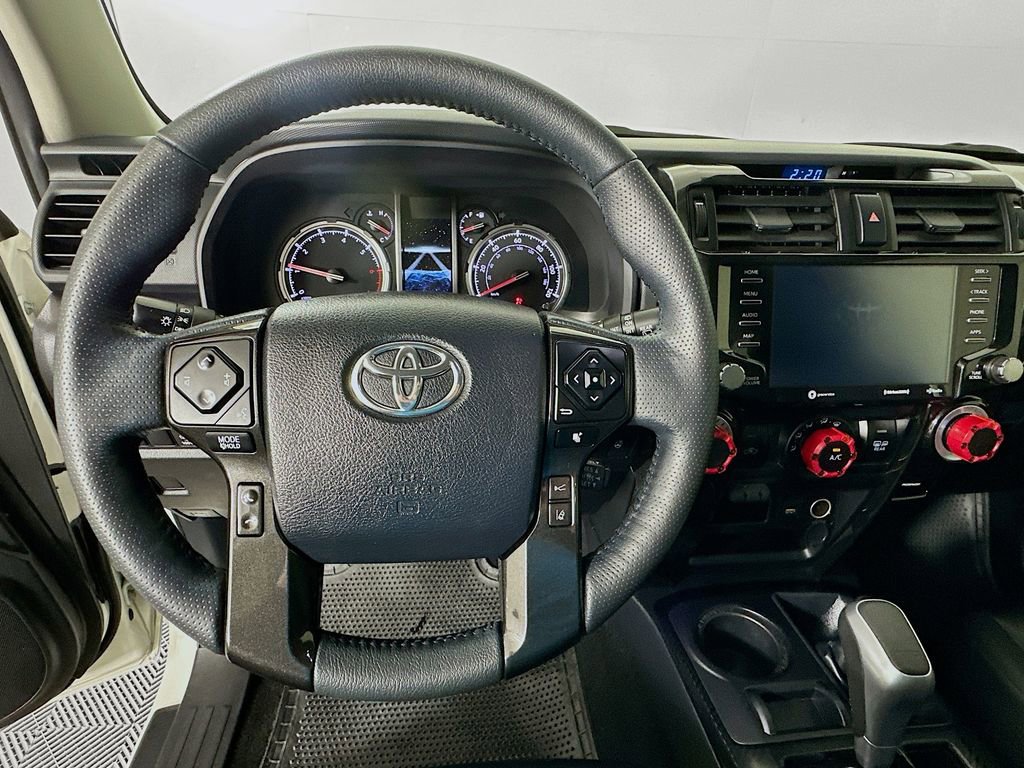 Certified 2023 Toyota 4Runner TRD Off-Road Premium AWD/4WD image 11